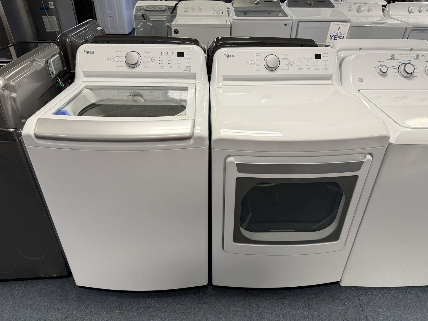 LG High Efficiency Top-Load White Washer 5.0 Cu Ft & Dryer 7.4 Cu Ft