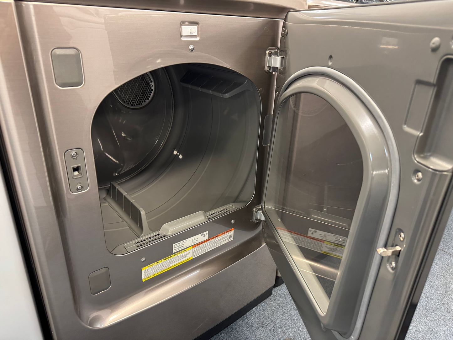 Samsung Washer 5.3 Cu Ft & Gas Dryer 7.4 Cu Ft Set