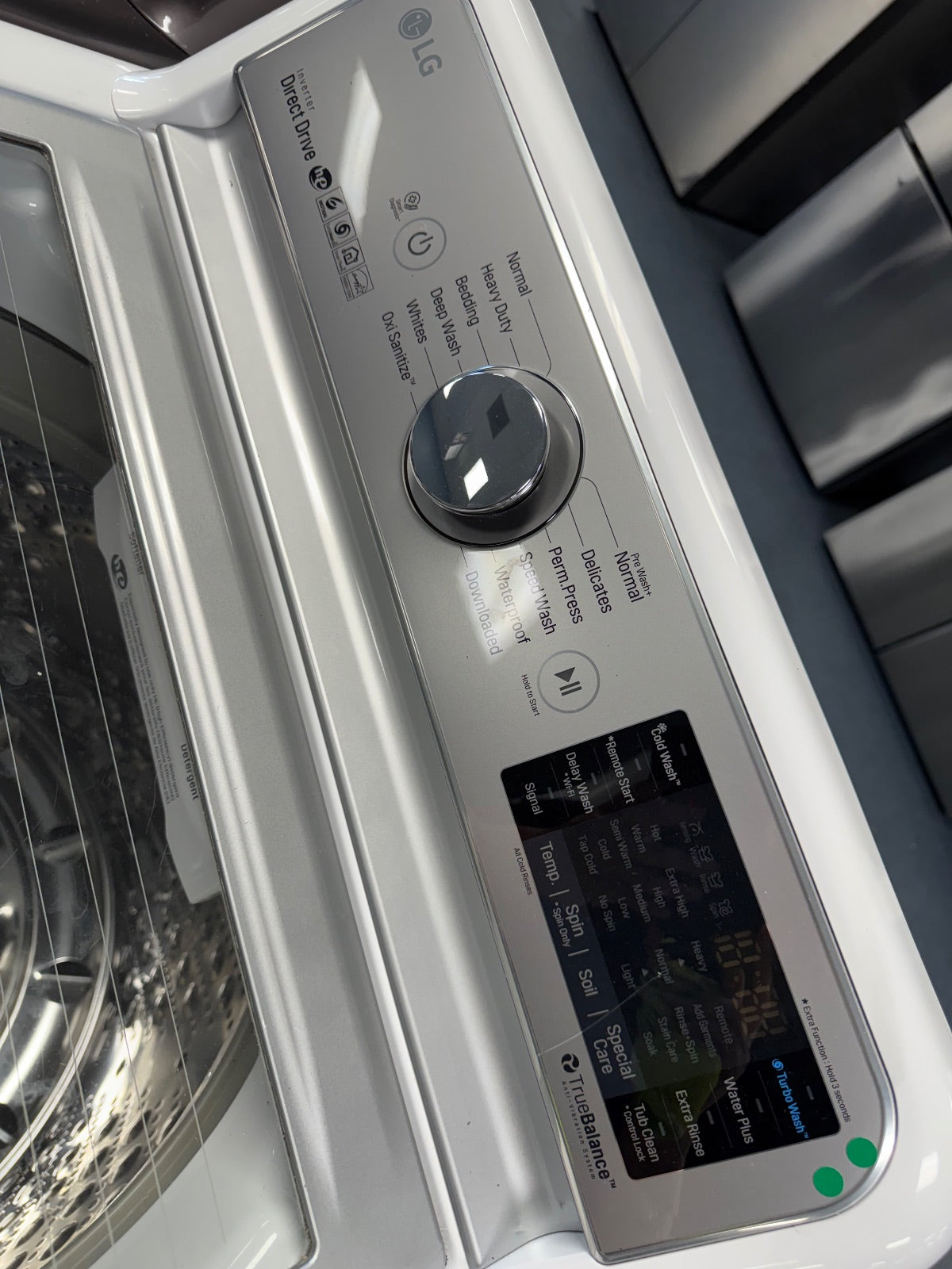 LG — Top-Load Washer Without Agitator