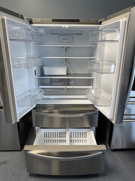LG — French Door - Water Dispenser Inside
