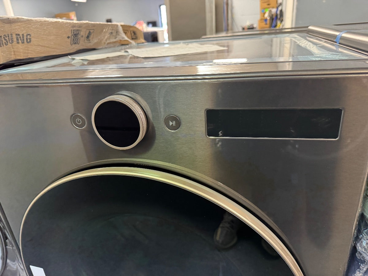 LG — Gas Dryer, 7.4 cu ft — Dark