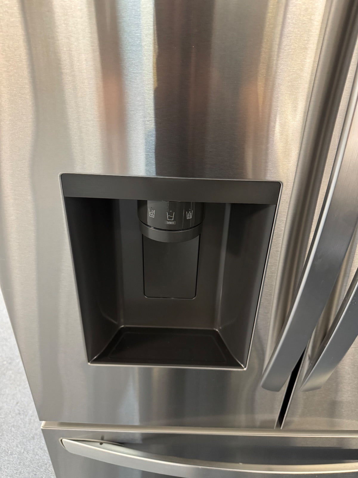 LG - Refrigerator French Door 3 Door