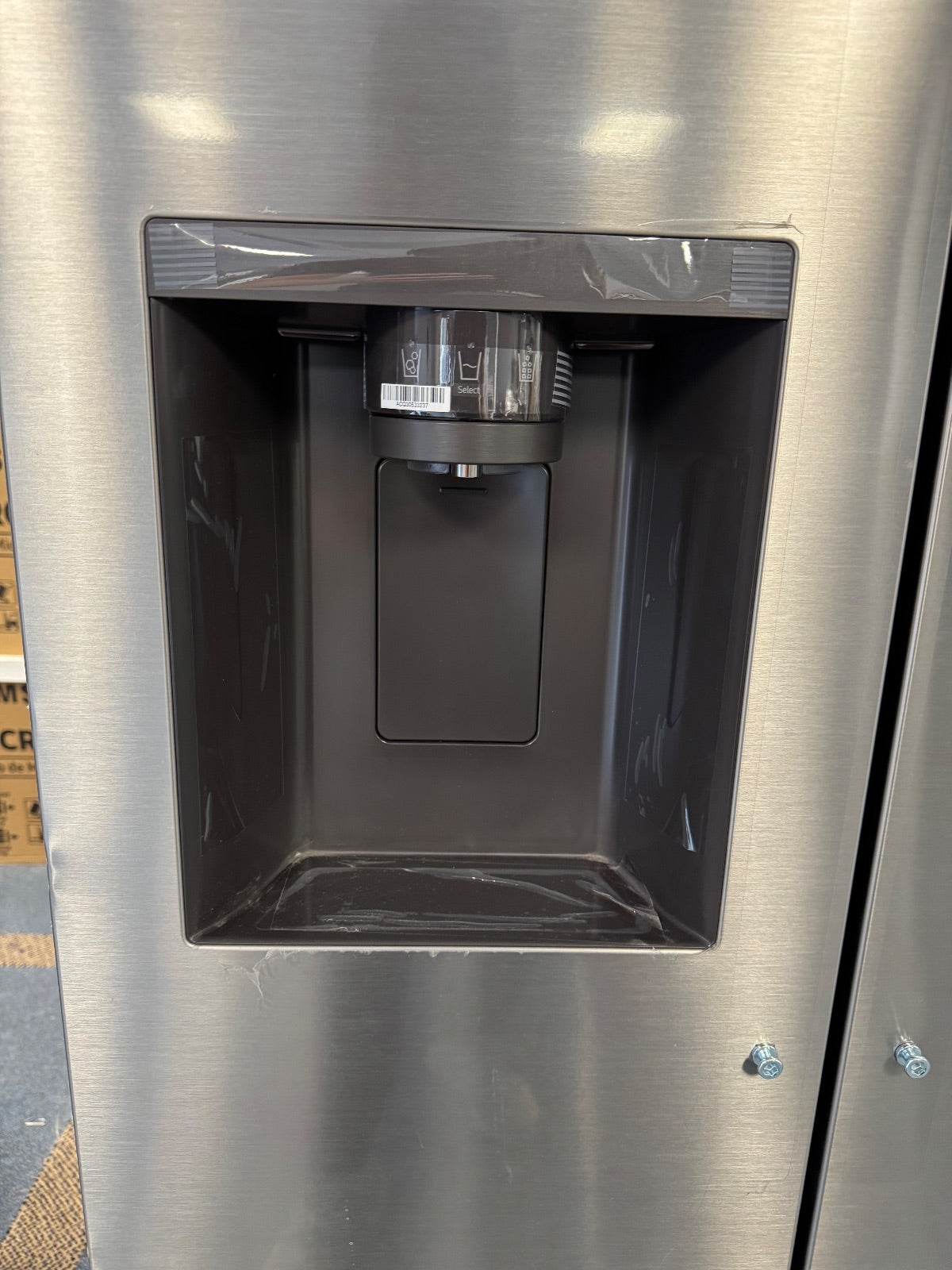 LG - Refrigerator Side by Side