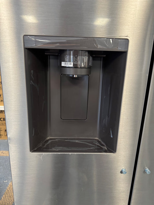 LG - Refrigerator Side by Side