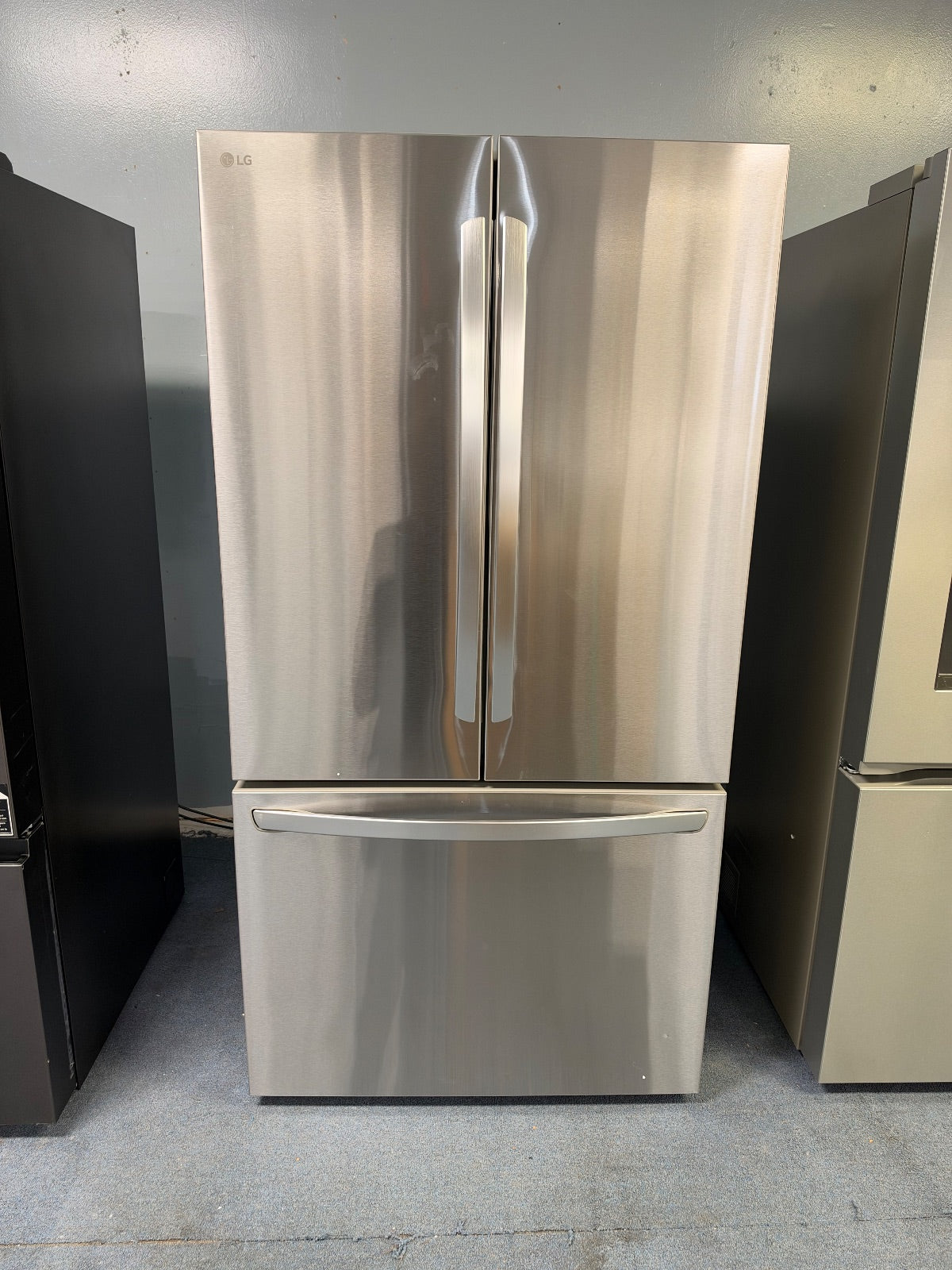 LG Refrigerador Internal Water Dispenser fingerprint-resistant