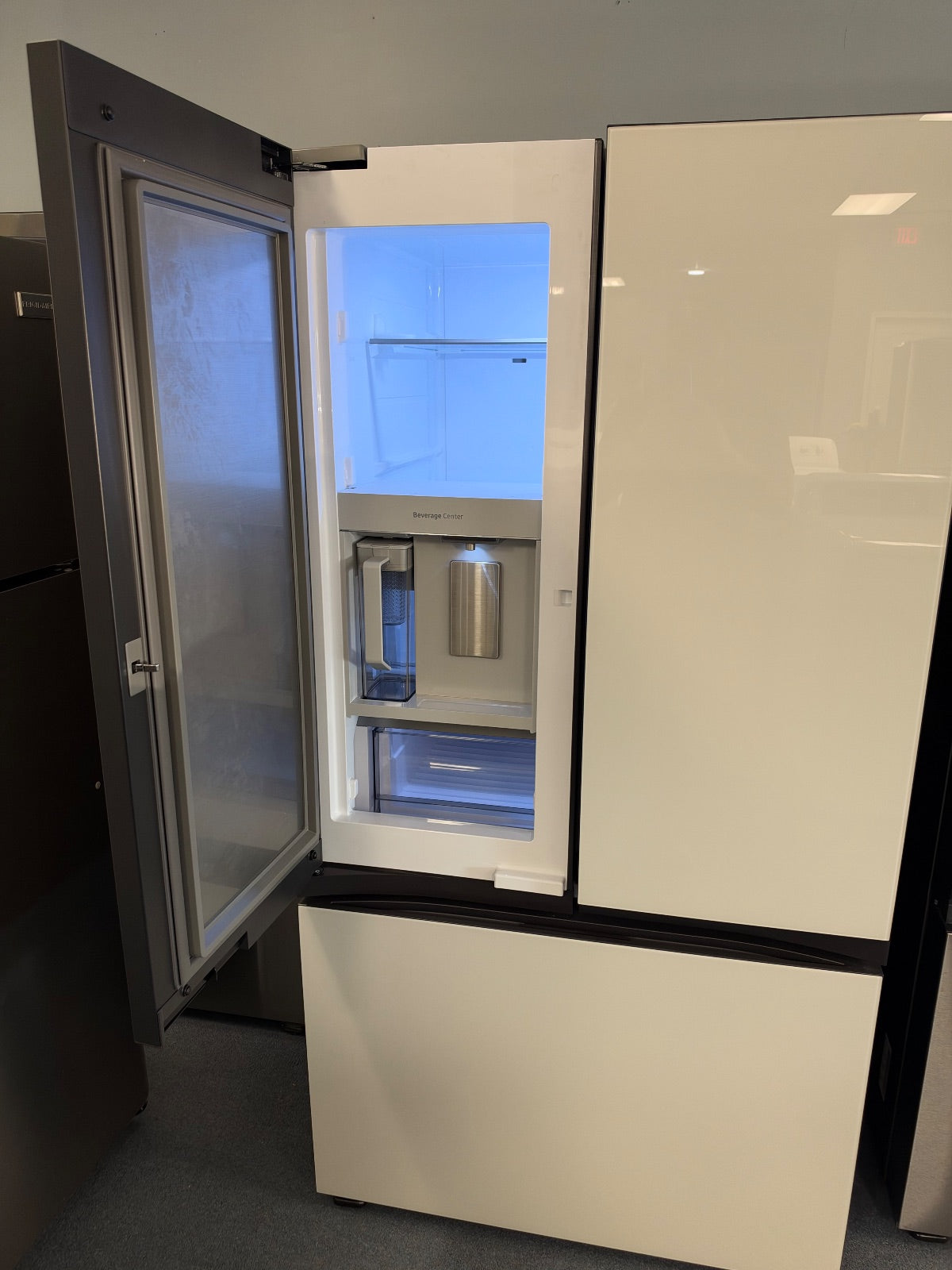 Samsung — Bespoke with Beverage Center French Door