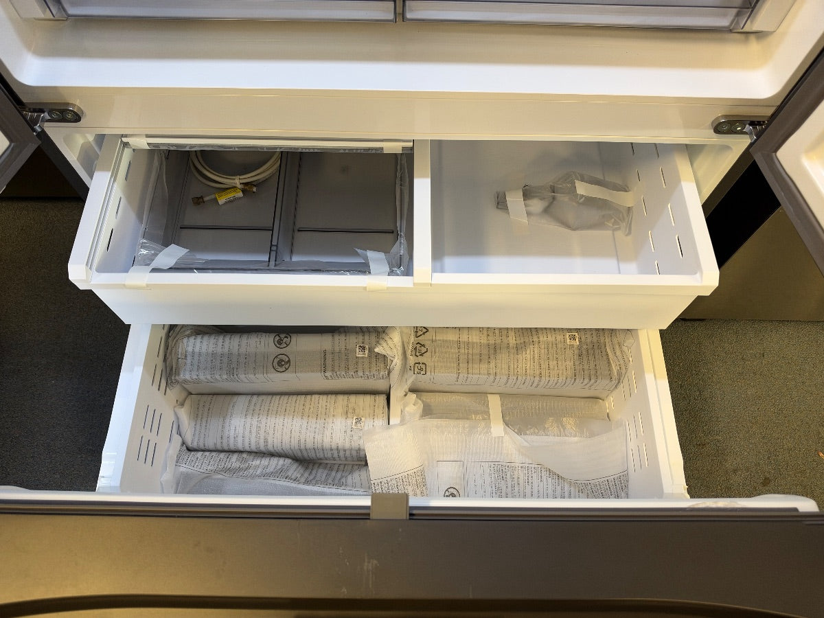 Samsung — Bespoke with Beverage Center French Door